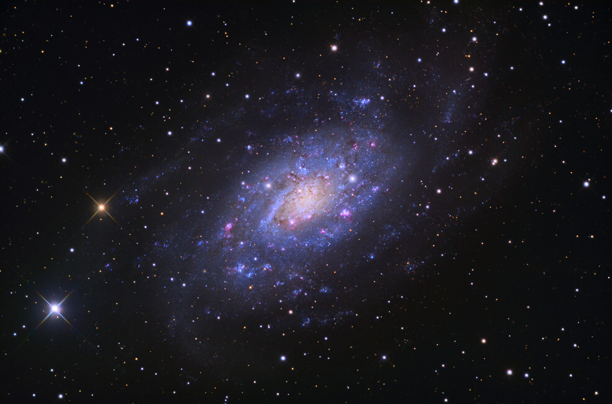 NGC2403v2.jpg